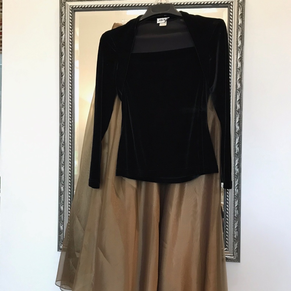 Classy Holiday gown